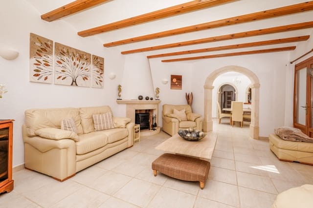 4 quarto Moradia para venda em Moraira, Teulada-Moraira com piscina garagem - 1 275 000 € (Ref: 7875605)