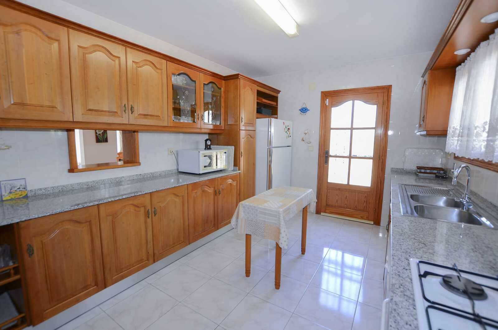 7 Zimmer Villa zu verkaufen in Calpe / Calp mit Pool Garage - 890.000 € (Ref: 7993642)