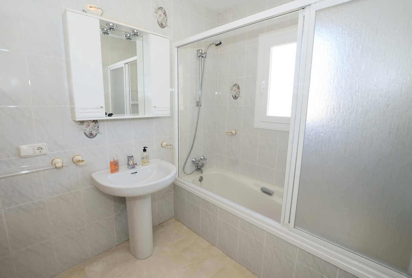 7 Zimmer Villa zu verkaufen in Calpe / Calp mit Pool Garage - 890.000 € (Ref: 7993642)