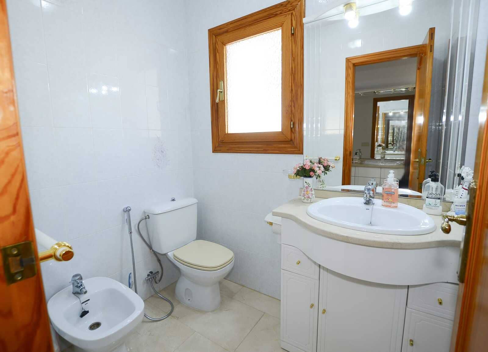 7 Zimmer Villa zu verkaufen in Calpe / Calp mit Pool Garage - 890.000 € (Ref: 7993642)