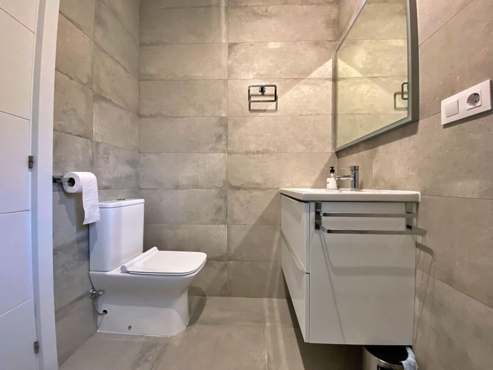 2 makuuhuone Huoneisto vuokrattavana paikassa Benitachell / Benitatxell mukana uima-altaan - 750 € (Ref: 7993652)