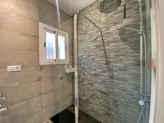 2 makuuhuone Huoneisto vuokrattavana paikassa Benitachell / Benitatxell mukana uima-altaan - 750 € (Ref: 7993652)