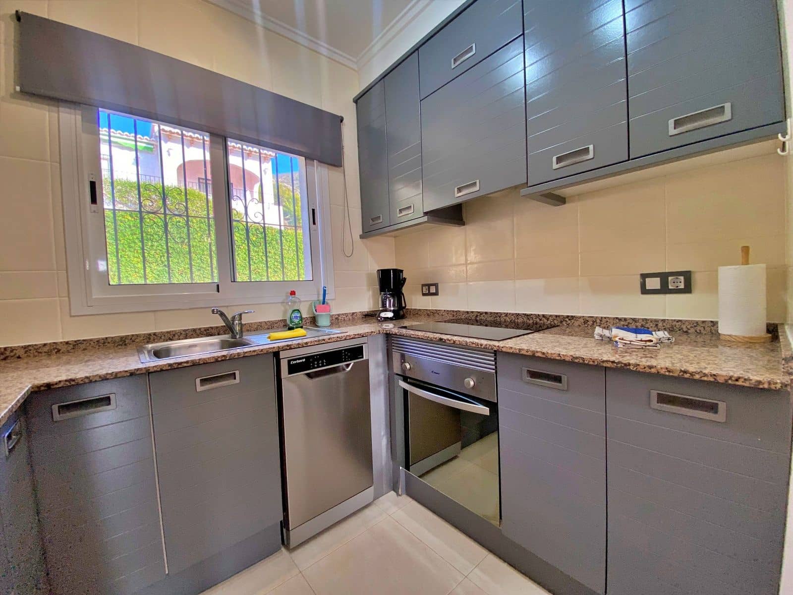 2 makuuhuone Huoneisto vuokrattavana paikassa Benitachell / Benitatxell mukana uima-altaan - 750 € (Ref: 7993652)