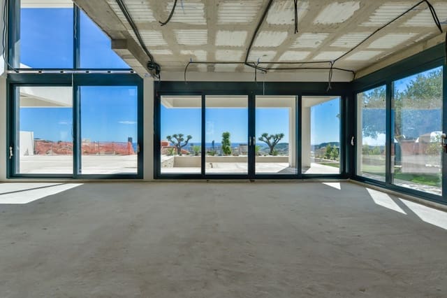 9 bedroom Villa for sale in Finestrat with pool garage - € 3,950,000 (Ref: 8047620)