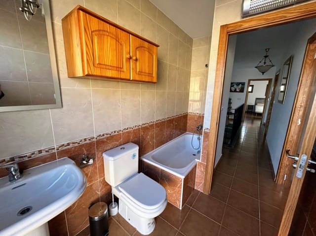 Casa de 3 habitaciones en Benigembla / Benichembla en venta - 210.000 € (Ref: 8073571)