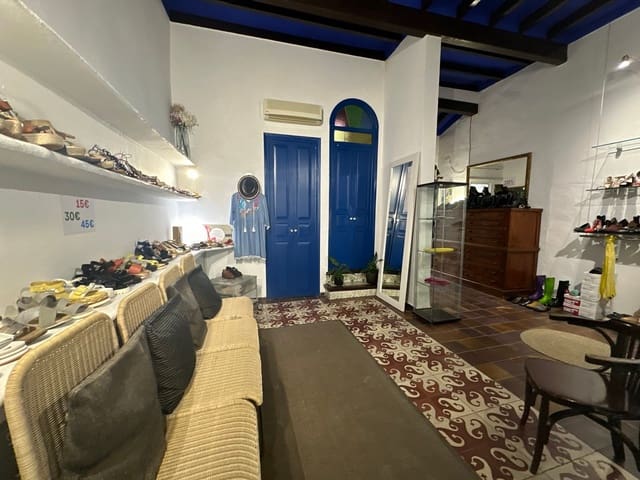 6 bedroom Townhouse for sale in Benissa - € 400,000 (Ref: 8093984)