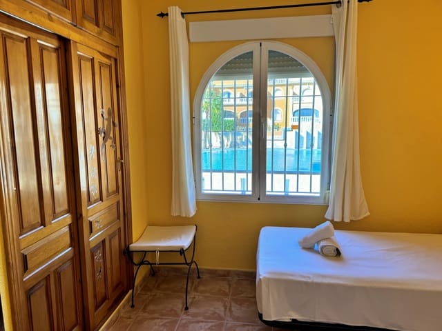 2 makuuhuone Huoneisto vuokrattavana paikassa Benitachell / Benitatxell mukana uima-altaan - 750 € (Ref: 8194157)