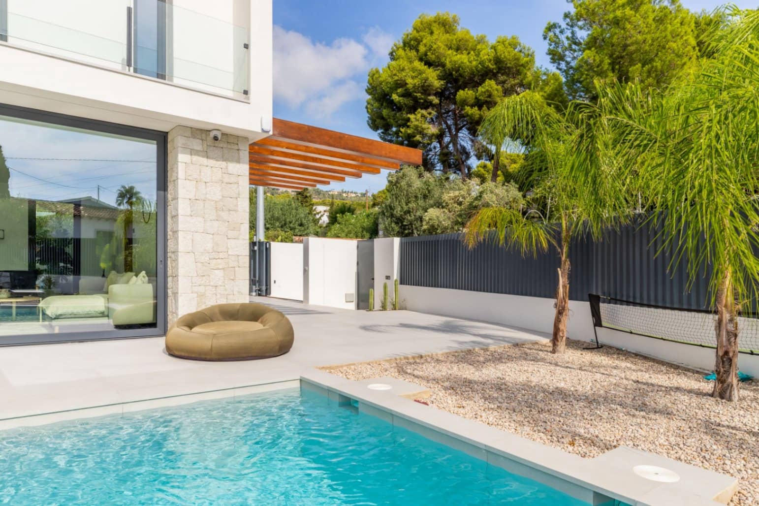 4 bedroom Villa for sale in Benissa with pool garage - € 1,250,000 (Ref: 8298929)