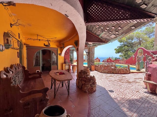 Chalet de 3 habitaciones en Cumbre del Sol, Benitachell / Benitatxell en venta con piscina garaje - 750.000 € (Ref: 8423762)