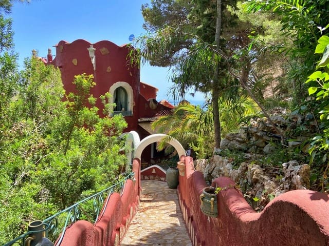 Chalet de 3 habitaciones en Cumbre del Sol, Benitachell / Benitatxell en venta con piscina garaje - 750.000 € (Ref: 8423762)