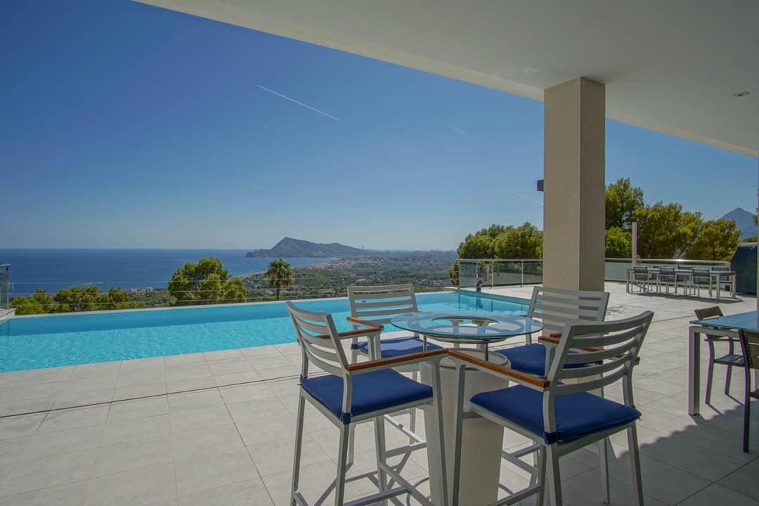 5 bedroom Villa for sale in Altea with pool - € 3,500,000 (Ref: 8528772)