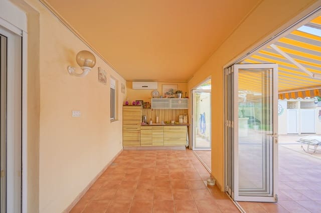 5 slaapkamer Villa te koop in Els Poblets met zwembad - € 765.000 (Ref: 8562874)