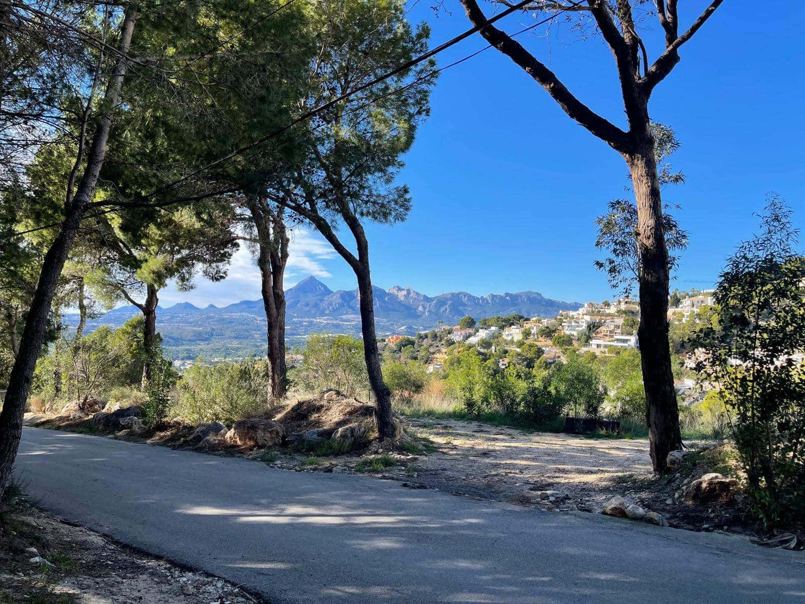 Building Plot for sale in Altea - € 220,000 (Ref: 8685235)