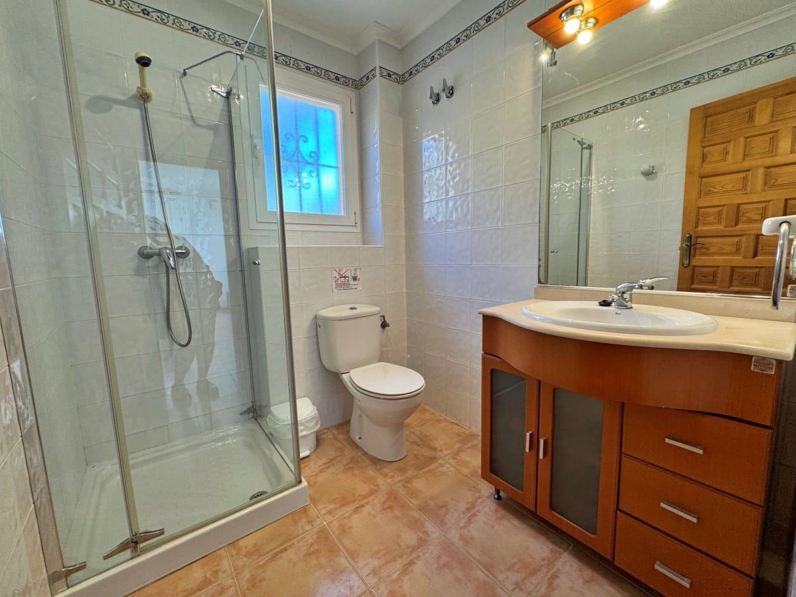 2 soveværelse Lejlighed til leje i Benitachell / Benitatxell med swimmingpool - € 750 (Ref: 8700528)