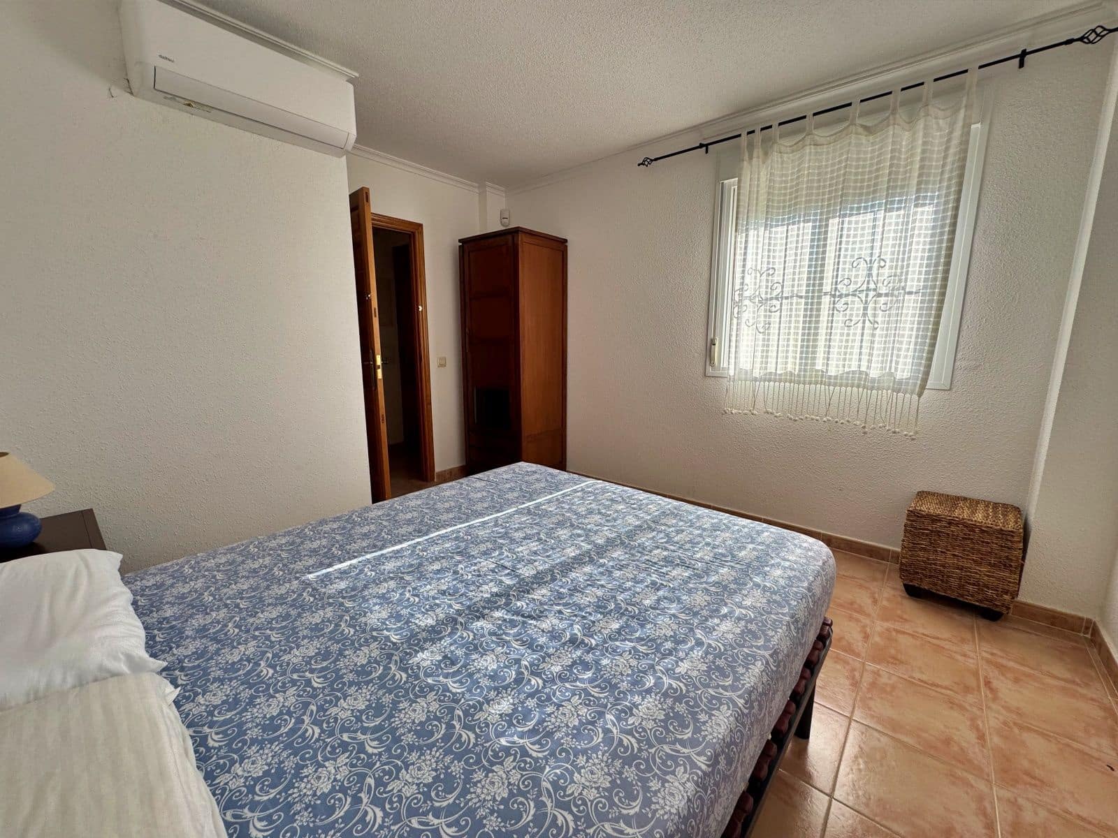 2 soveværelse Lejlighed til leje i Benitachell / Benitatxell med swimmingpool - € 750 (Ref: 8700528)