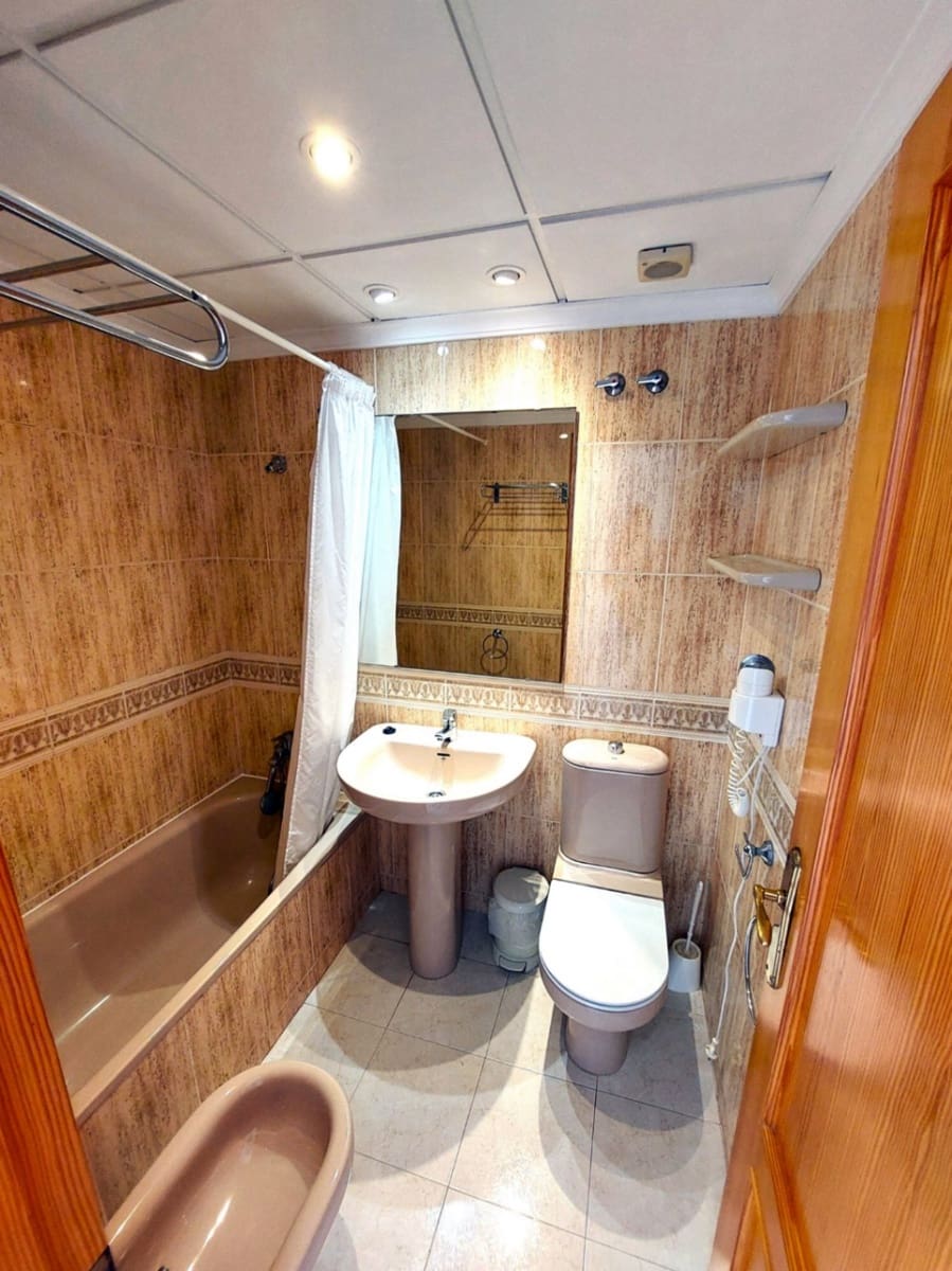 1 bedroom Apartment for sale in Calpe / Calp with pool garage - € 175,000 (Ref: 8823989)