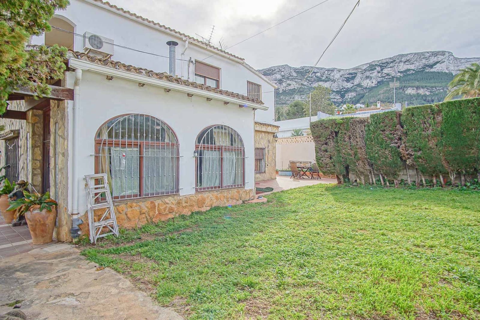 6 sovrum Villa till salu i Denia med pool - 649 000 € (Ref: 8888902)