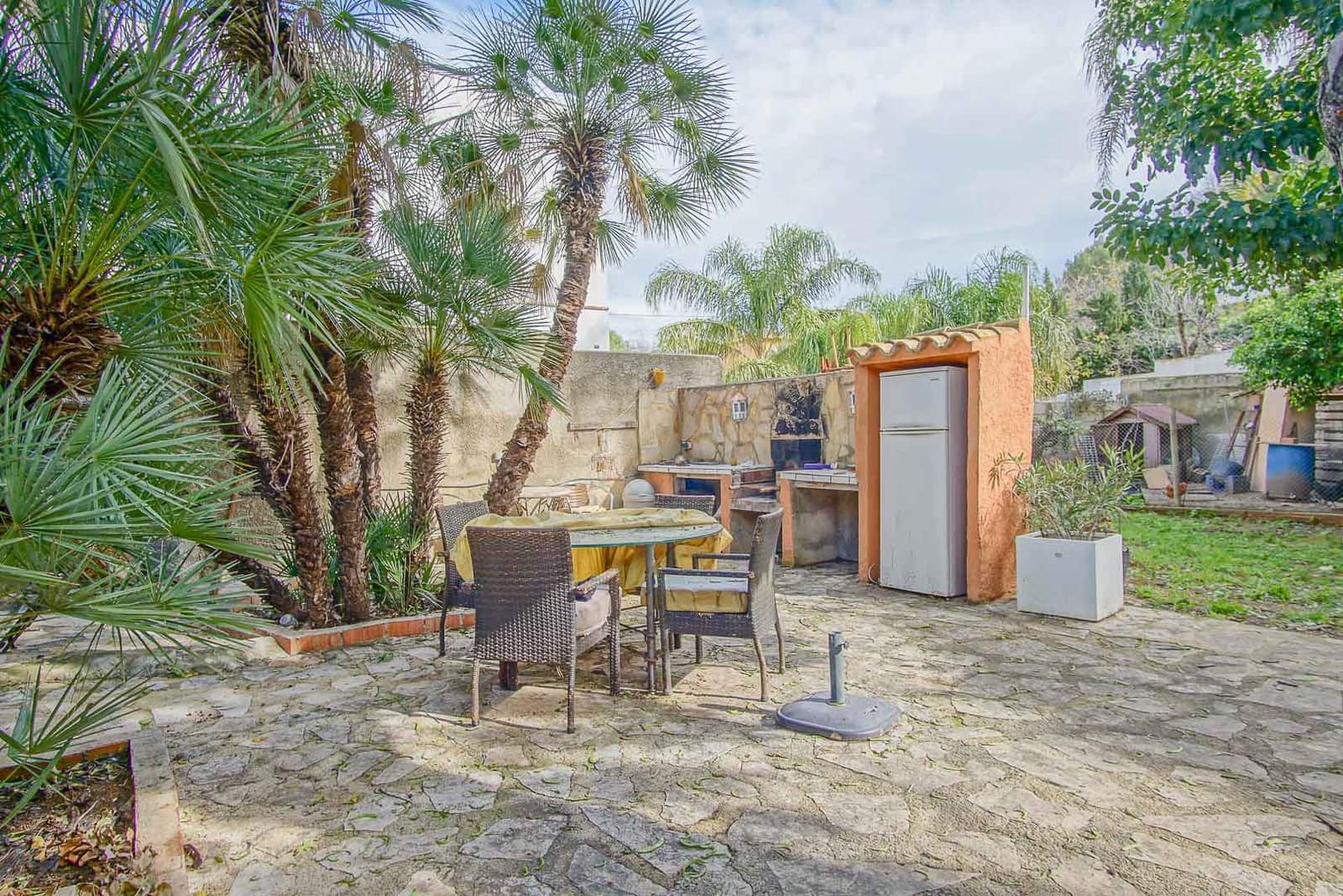 6 sovrum Villa till salu i Denia med pool - 649 000 € (Ref: 8888902)