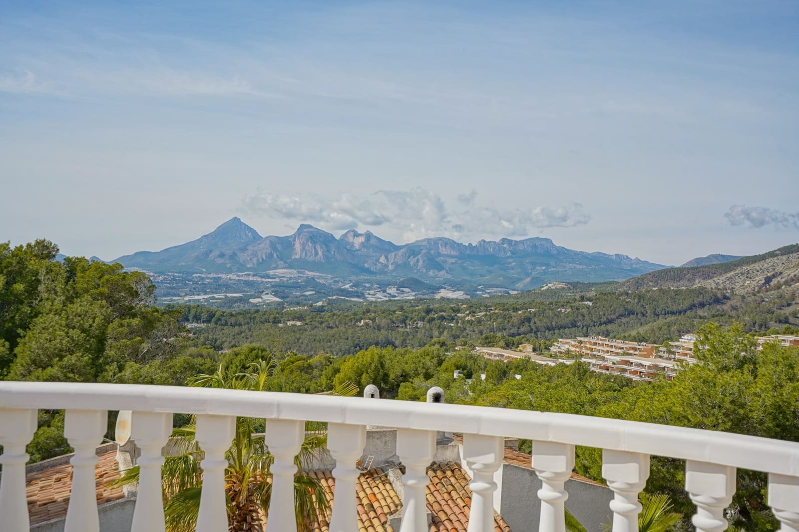 4 soveværelse Villa til salg i Altea la Vella med swimmingpool - € 1.695.000 (Ref: 8888914)