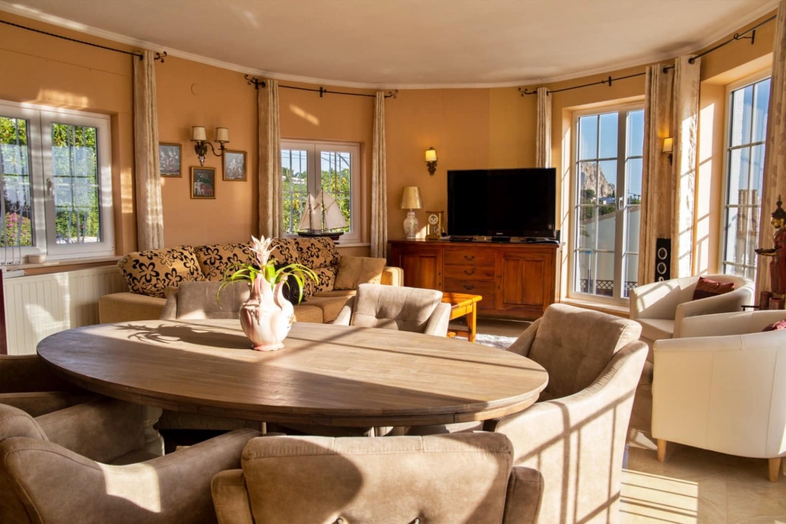 5 soveværelse Villa til salg i Calpe / Calp med swimmingpool garage - € 1.100.000 (Ref: 8901273)