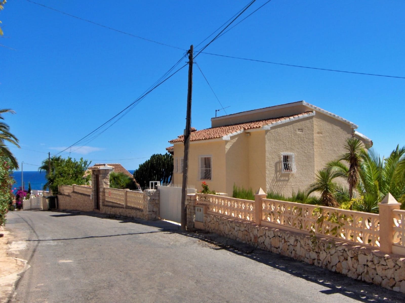 5 soveværelse Villa til salg i Calpe / Calp med swimmingpool garage - € 1.100.000 (Ref: 8901273)