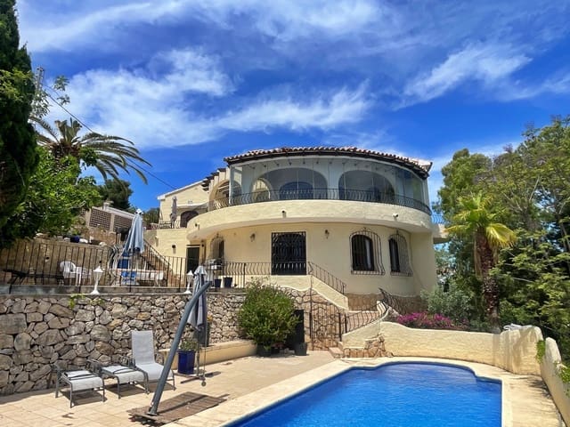 4 sypialnia Willa na sprzedaż w Moraira, Teulada-Moraira z basenem garażem - 950 000 € (Ref: 8931753)