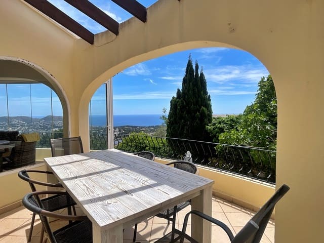 4 sypialnia Willa na sprzedaż w Moraira, Teulada-Moraira z basenem garażem - 950 000 € (Ref: 8931753)