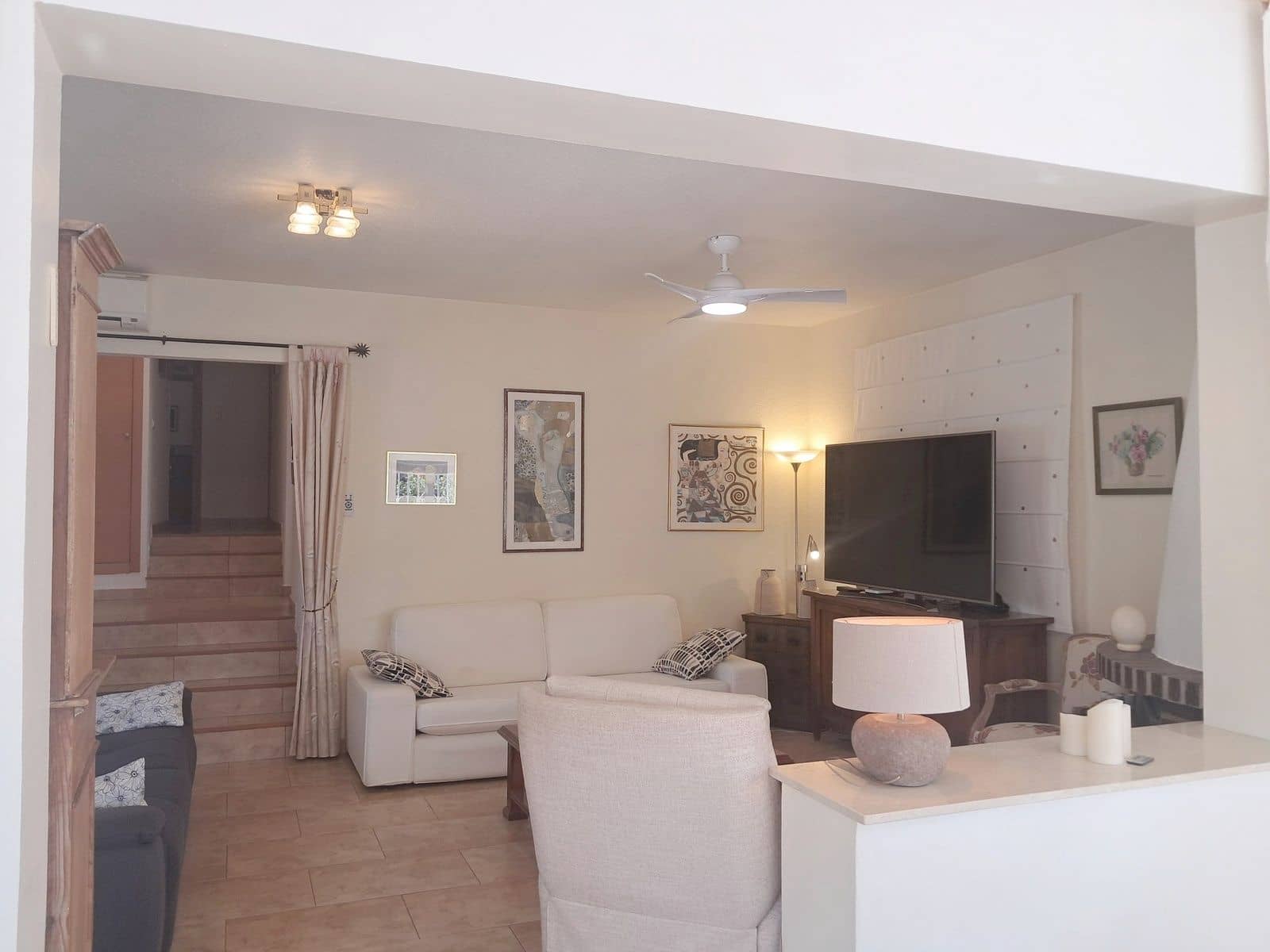 4 bedroom Villa for sale in Altea with pool garage - € 595,000 (Ref: 8944995)