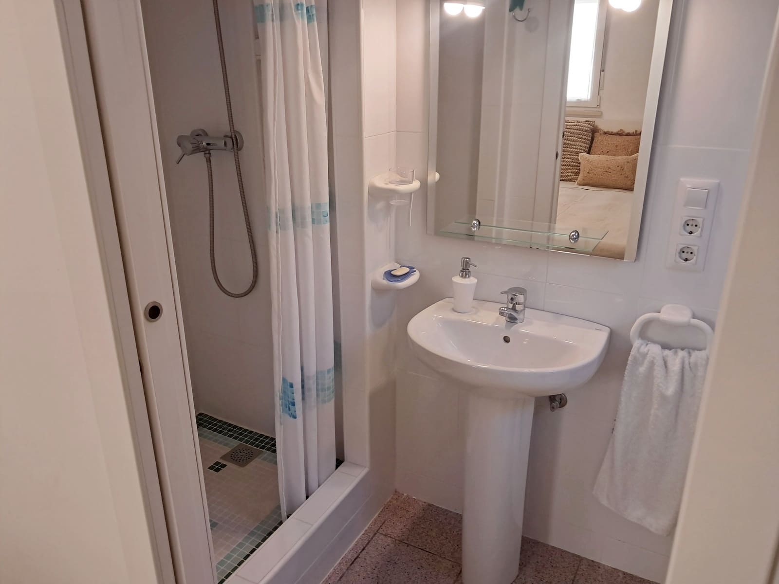 4 bedroom Villa for sale in Altea with pool garage - € 595,000 (Ref: 8944995)