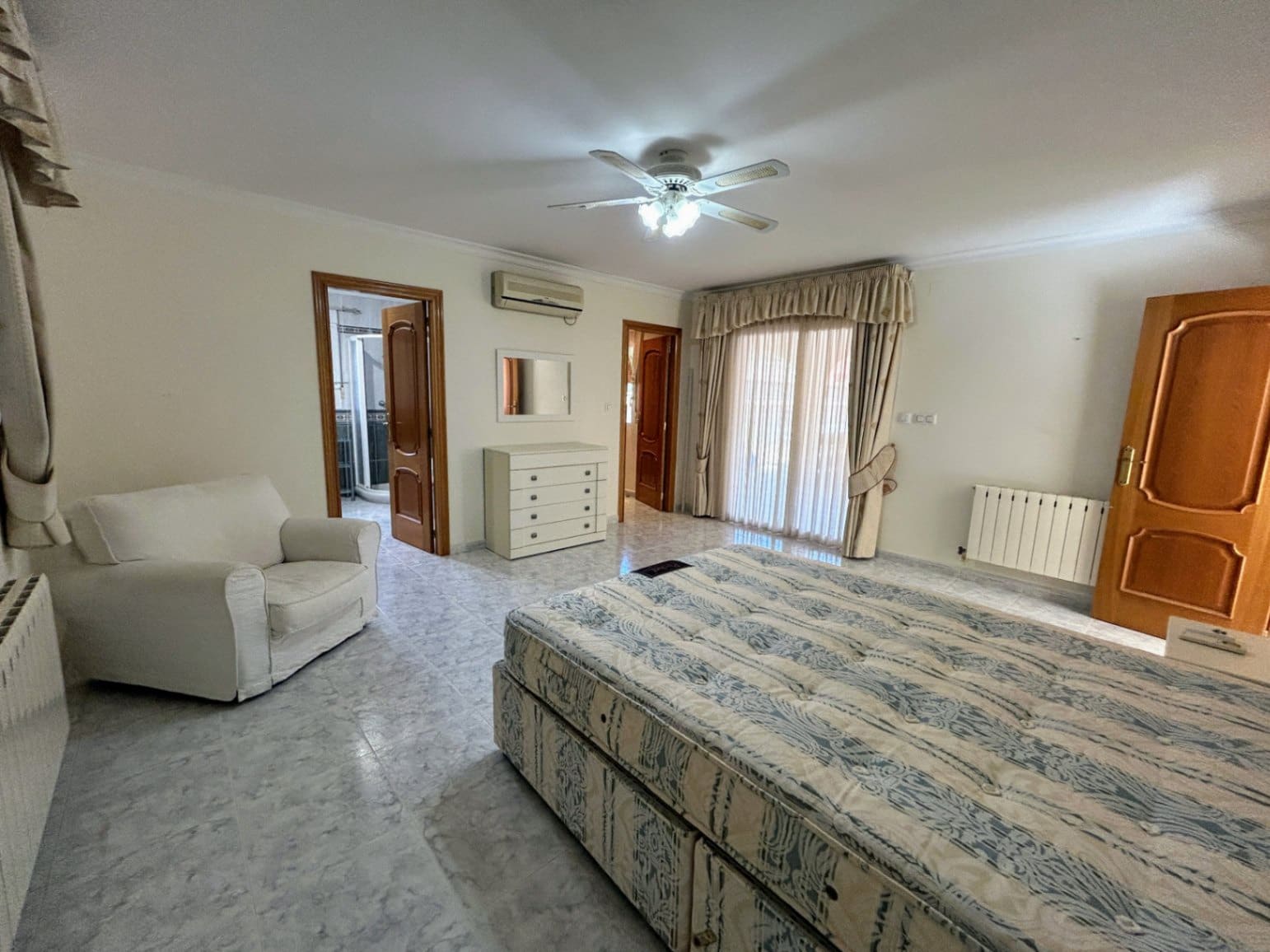 3 slaapkamer Villa te koop in Jalon / Xalo met zwembad garage - € 625.000 (Ref: 8945001)