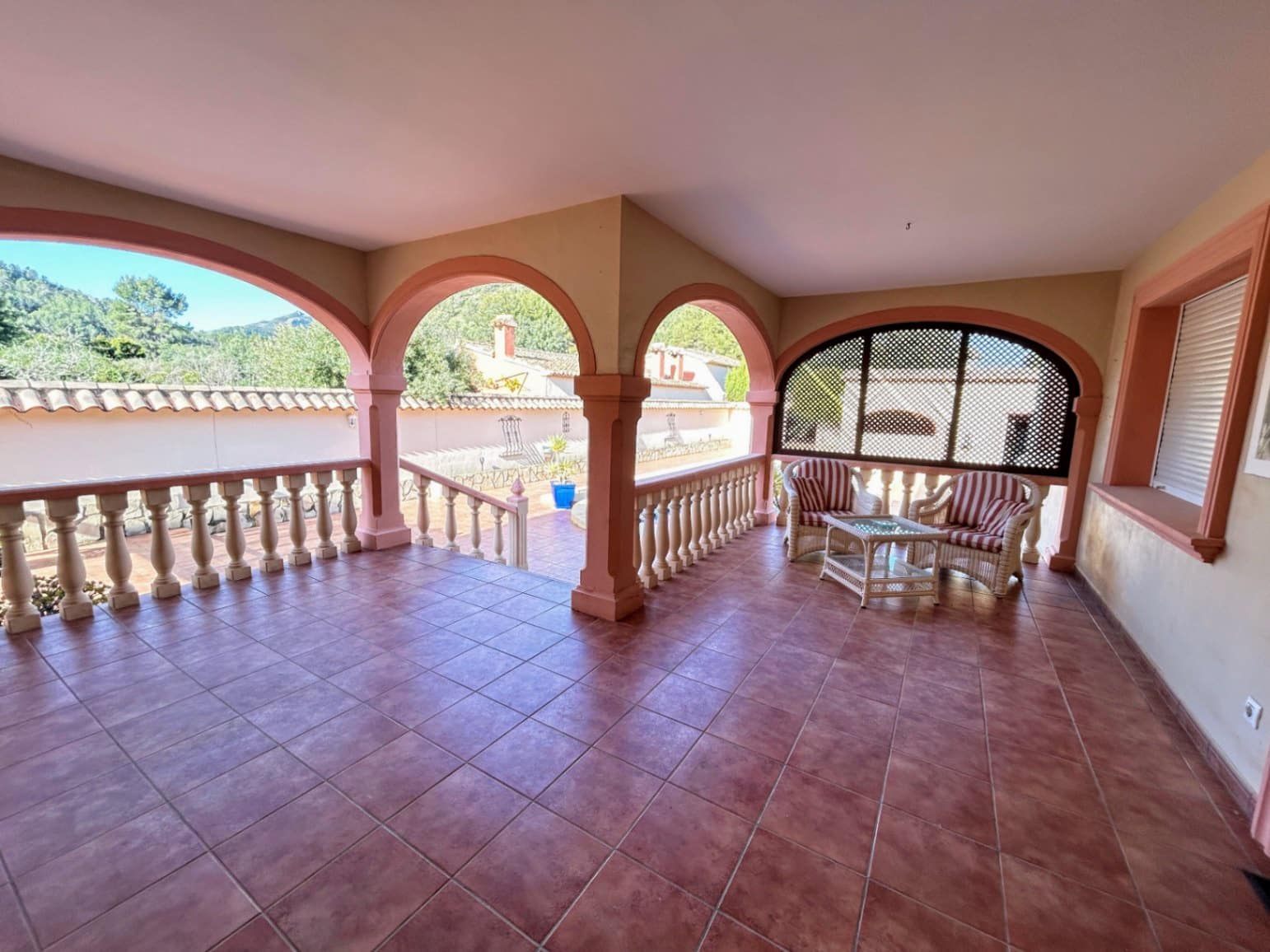 3 slaapkamer Villa te koop in Jalon / Xalo met zwembad garage - € 625.000 (Ref: 8945001)