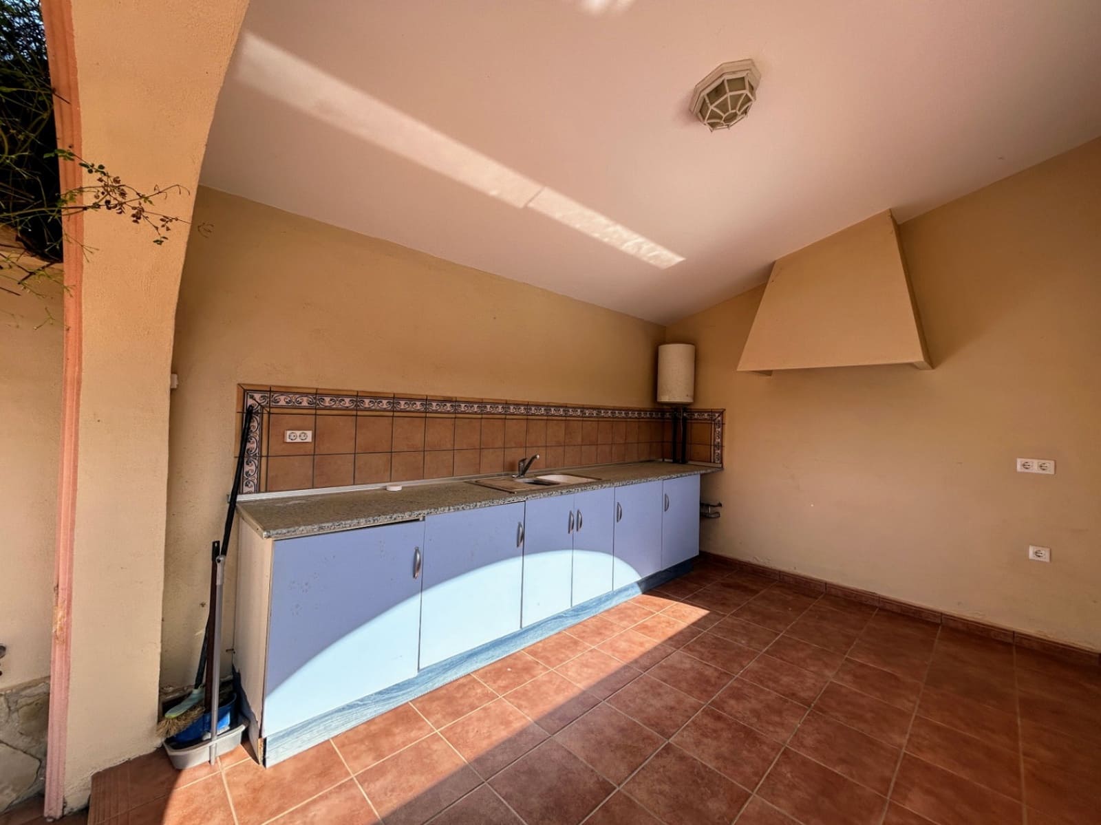 3 slaapkamer Villa te koop in Jalon / Xalo met zwembad garage - € 625.000 (Ref: 8945001)