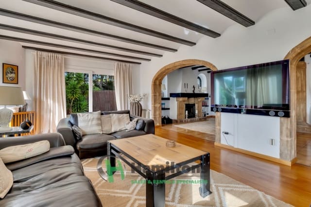 6 Zimmer Villa zu verkaufen in Javea / Xàbia mit Pool Garage - 1.250.000 € (Ref: 8945014)