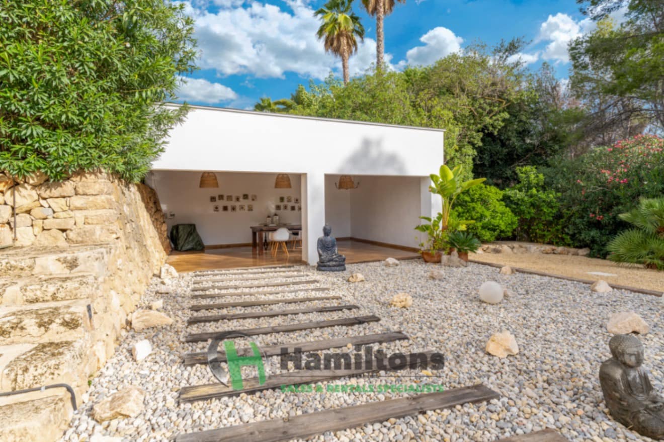 6 Zimmer Villa zu verkaufen in Javea / Xabia mit Pool Garage - 1.250.000 € (Ref: 8945014)