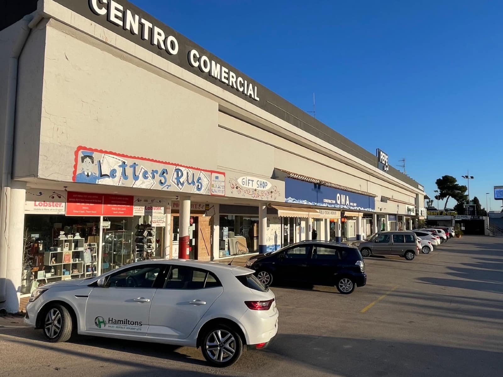 Commercial for sale in Moraira with garage - € 199,950 (Ref: 8945019)