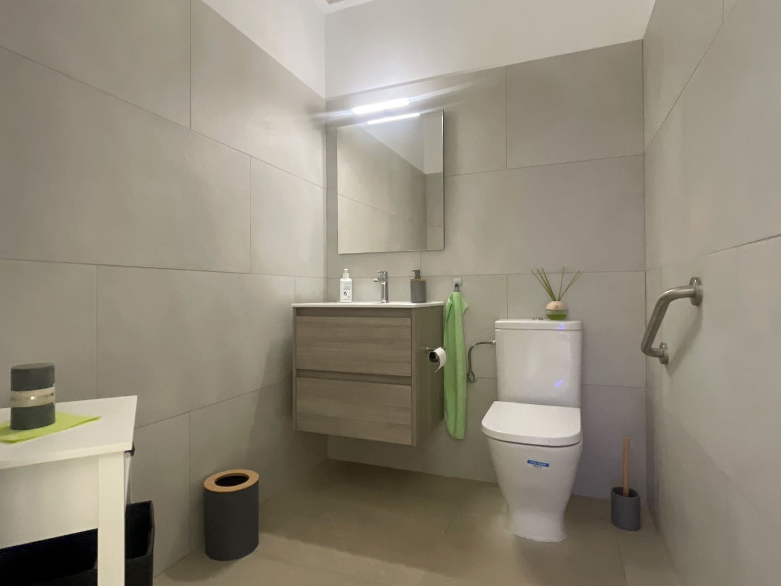 Comercial para venda em Moraira com garagem - 245 000 € (Ref: 8947387)