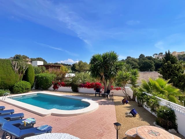 4 slaapkamer Villa te koop in Benissa met zwembad garage - € 765.000 (Ref: 8986379)