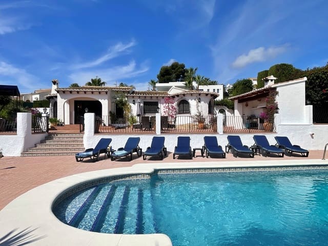 4 slaapkamer Villa te koop in Benissa met zwembad garage - € 765.000 (Ref: 8986379)