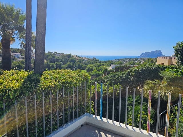 4 slaapkamer Villa te koop in Benissa met zwembad garage - € 1.450.000 (Ref: 8986380)