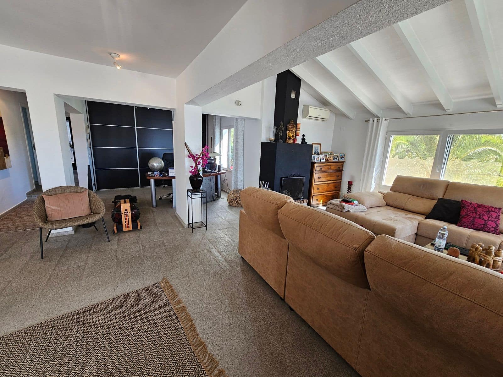 4 bedroom Villa for sale in Benissa with pool garage - € 1,450,000 (Ref: 8986380)