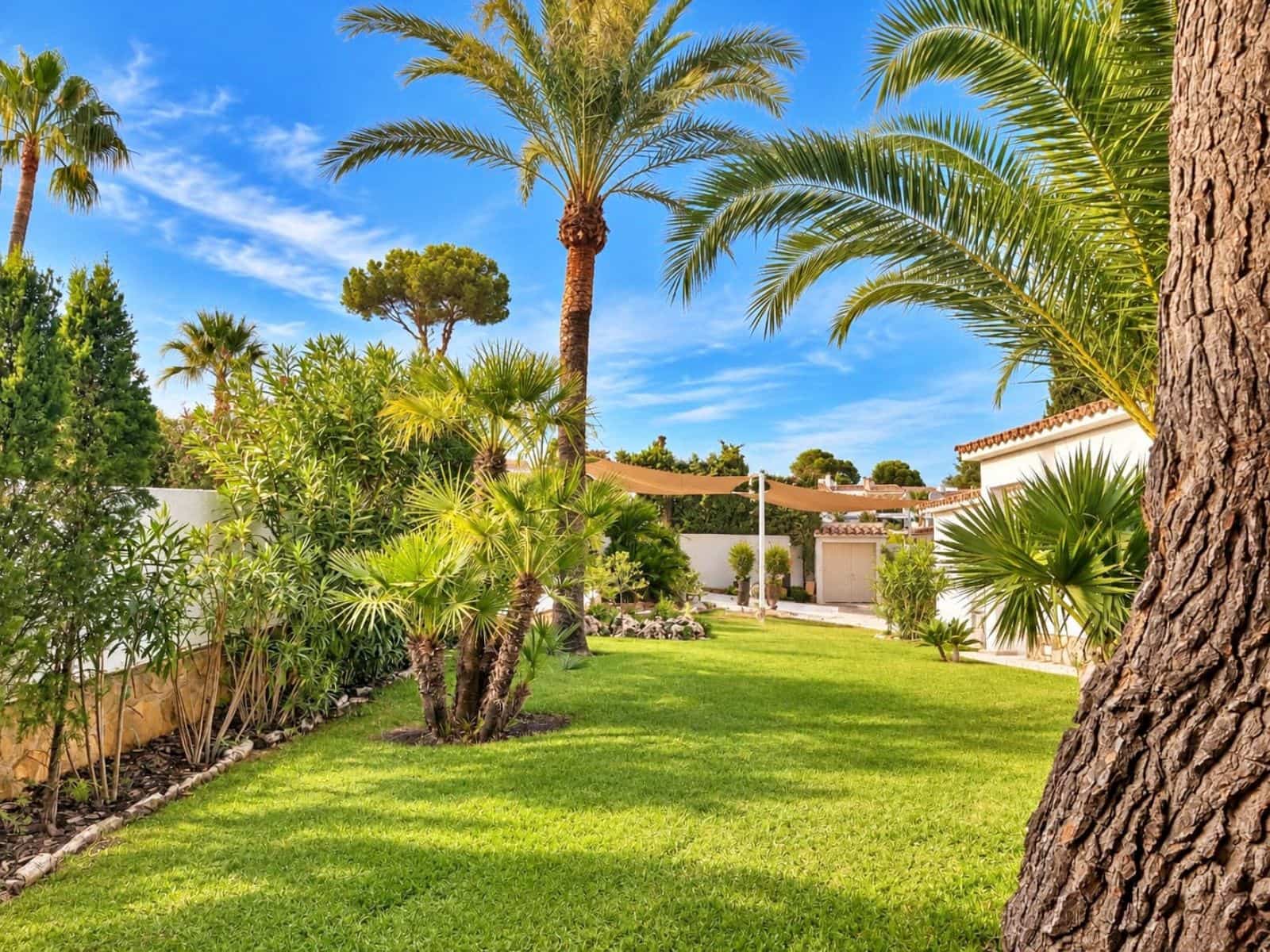 4 soverom Villa til salgs i Benissa med svømmebasseng garasje - € 1 450 000 (Ref: 8986380)