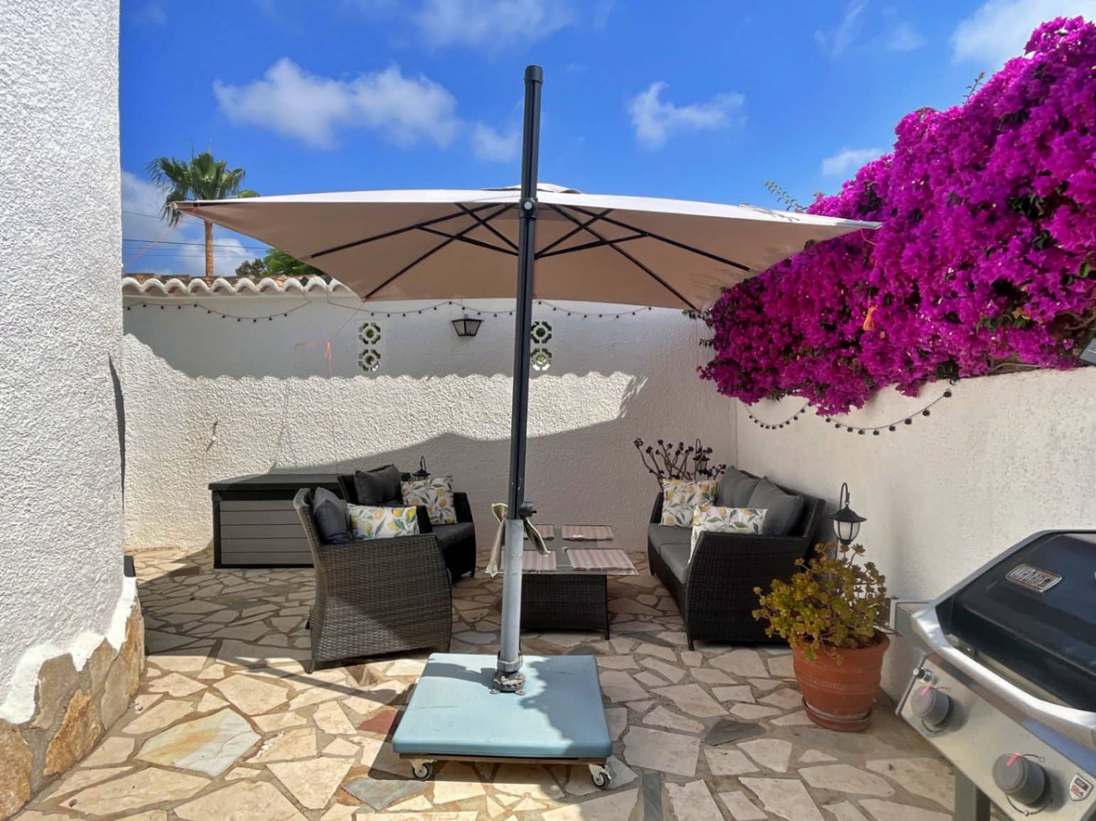 2 soverom Villa til salgs i Moraira med svømmebasseng garasje - € 599 950 (Ref: 9035497)