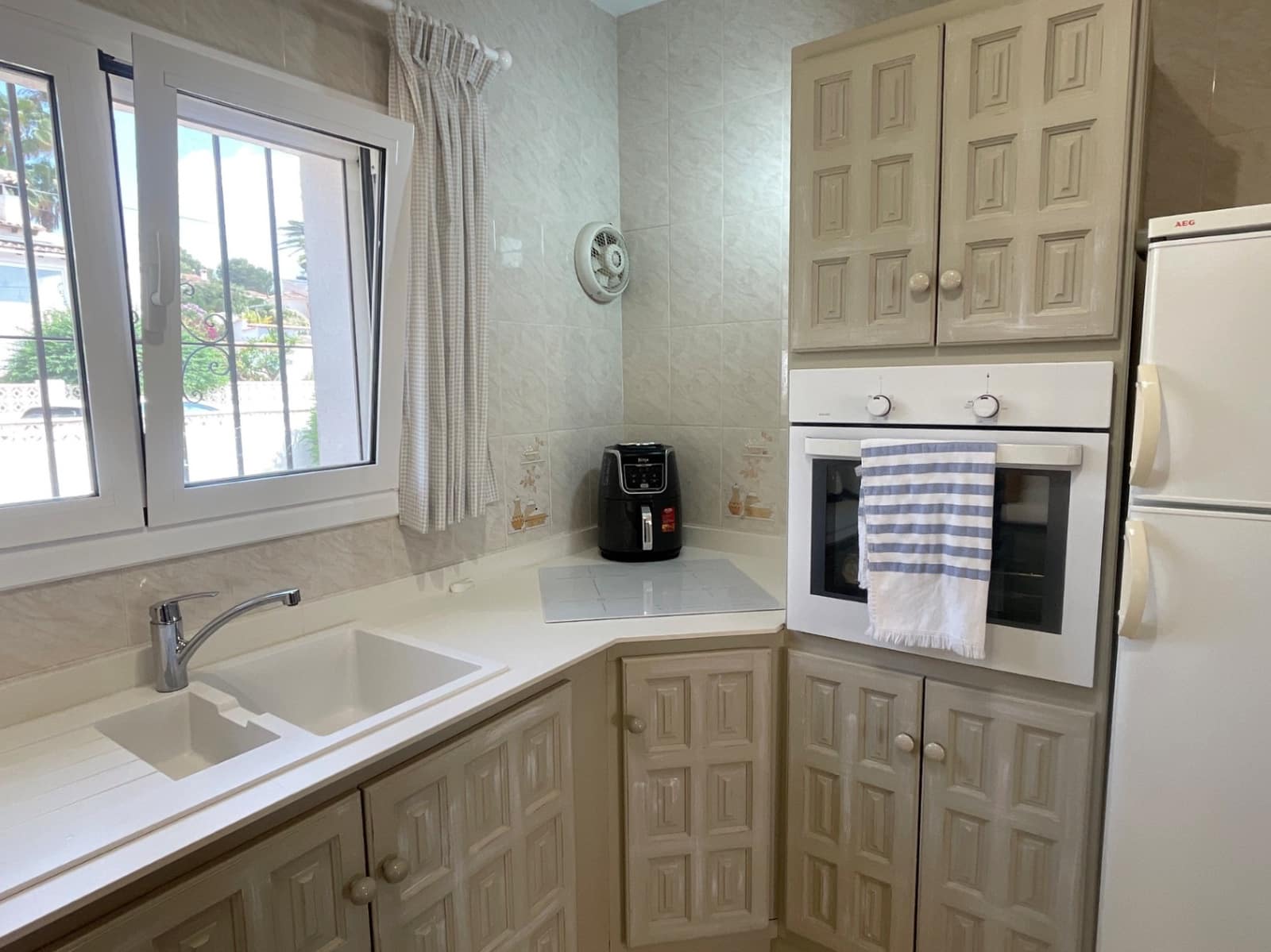 2 soverom Villa til salgs i Moraira med svømmebasseng garasje - € 599 950 (Ref: 9035497)