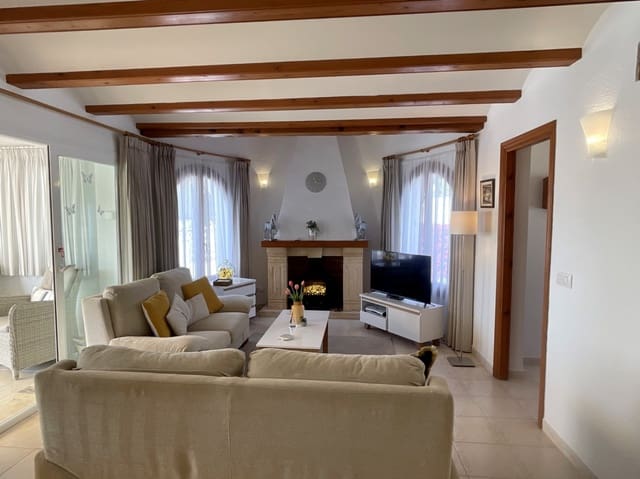 2 chambre Villa/Maison à vendre à Moraira, Teulada-Moraira avec piscine garage - 599 950 € (Ref: 9035497)