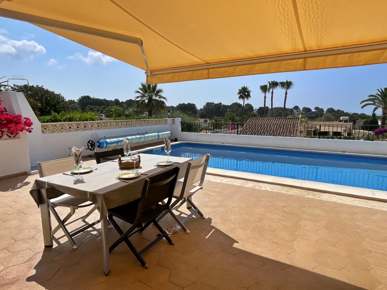 2 soverom Villa til salgs i Moraira med svømmebasseng garasje - € 599 950 (Ref: 9035497)