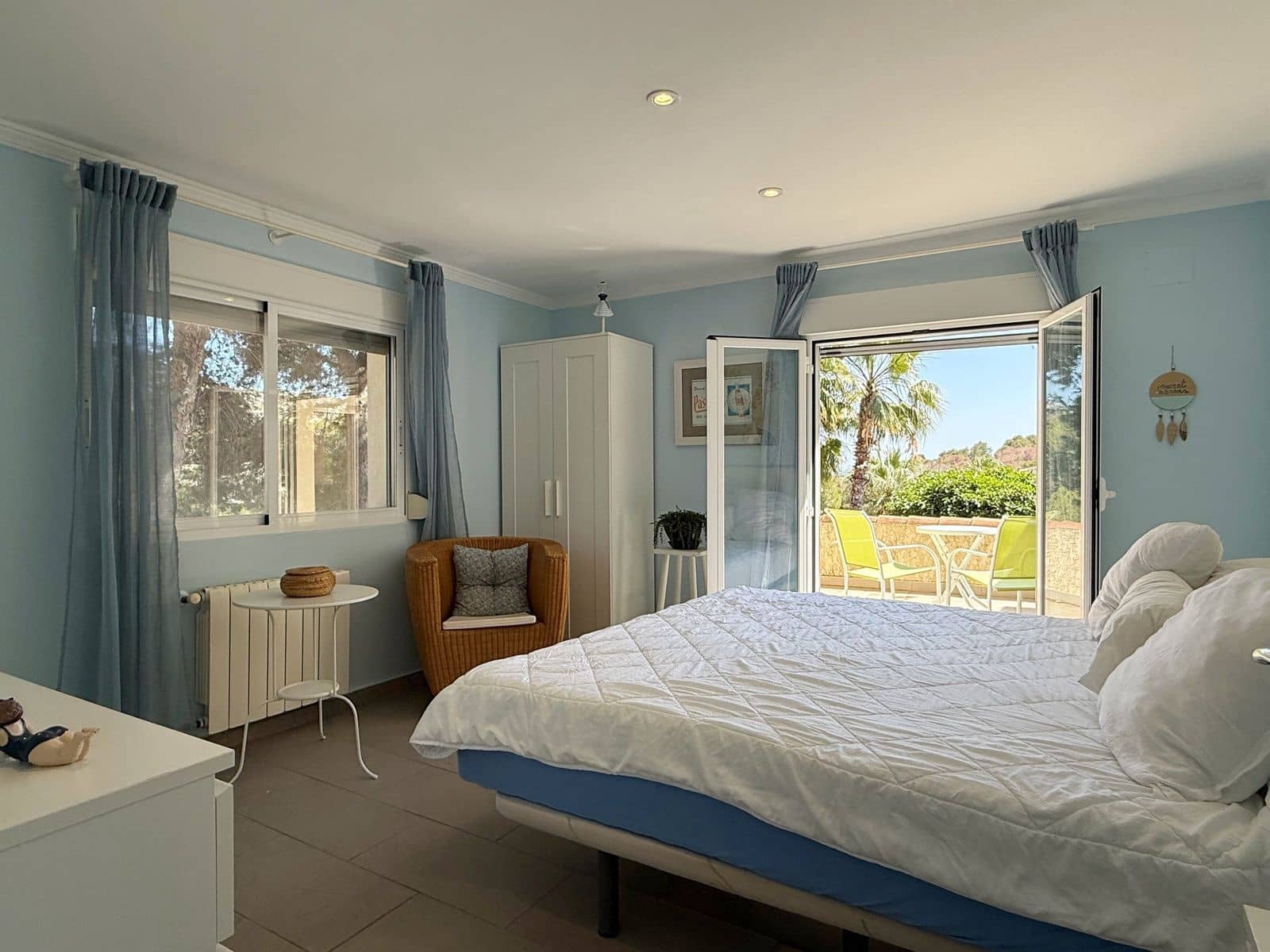 5 makuuhuone Huvila myytävänä paikassa Moraira mukana uima-altaan 
autotalli - 895 000 € (Ref: 9046495)