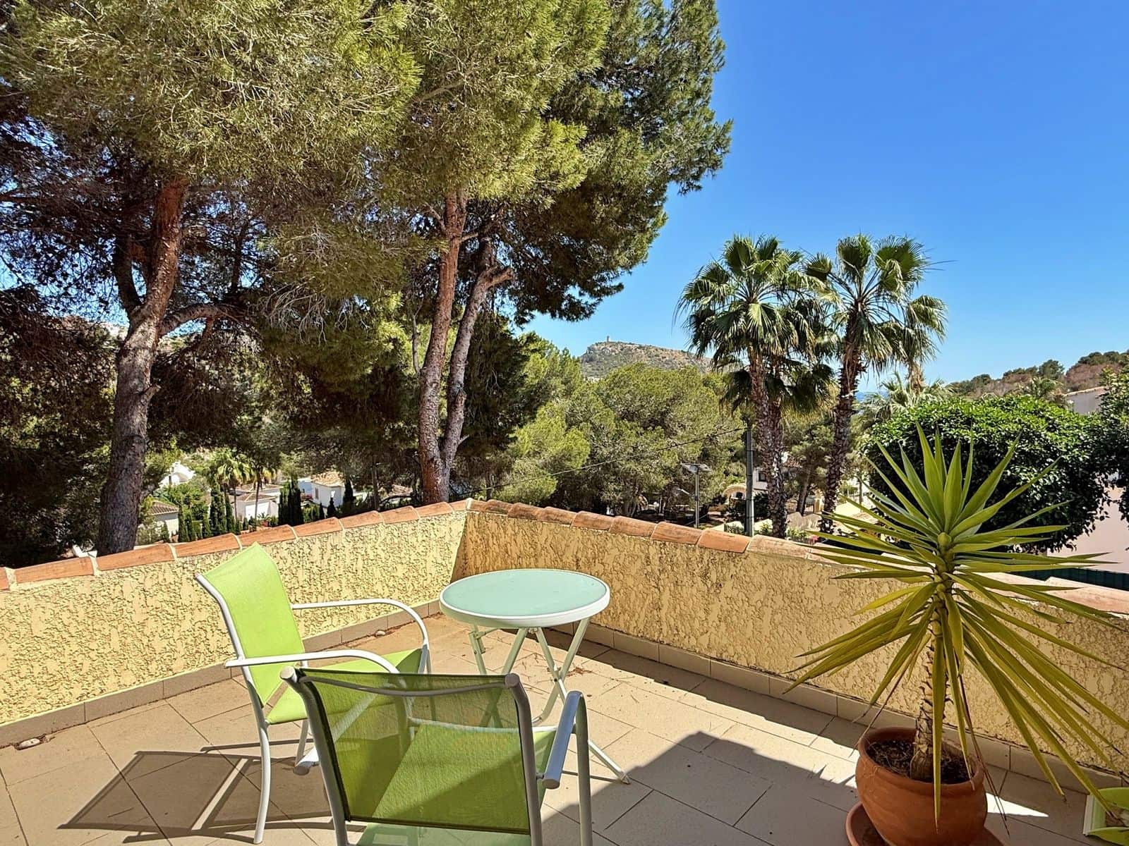 5 makuuhuone Huvila myytävänä paikassa Moraira mukana uima-altaan 
autotalli - 895 000 € (Ref: 9046495)