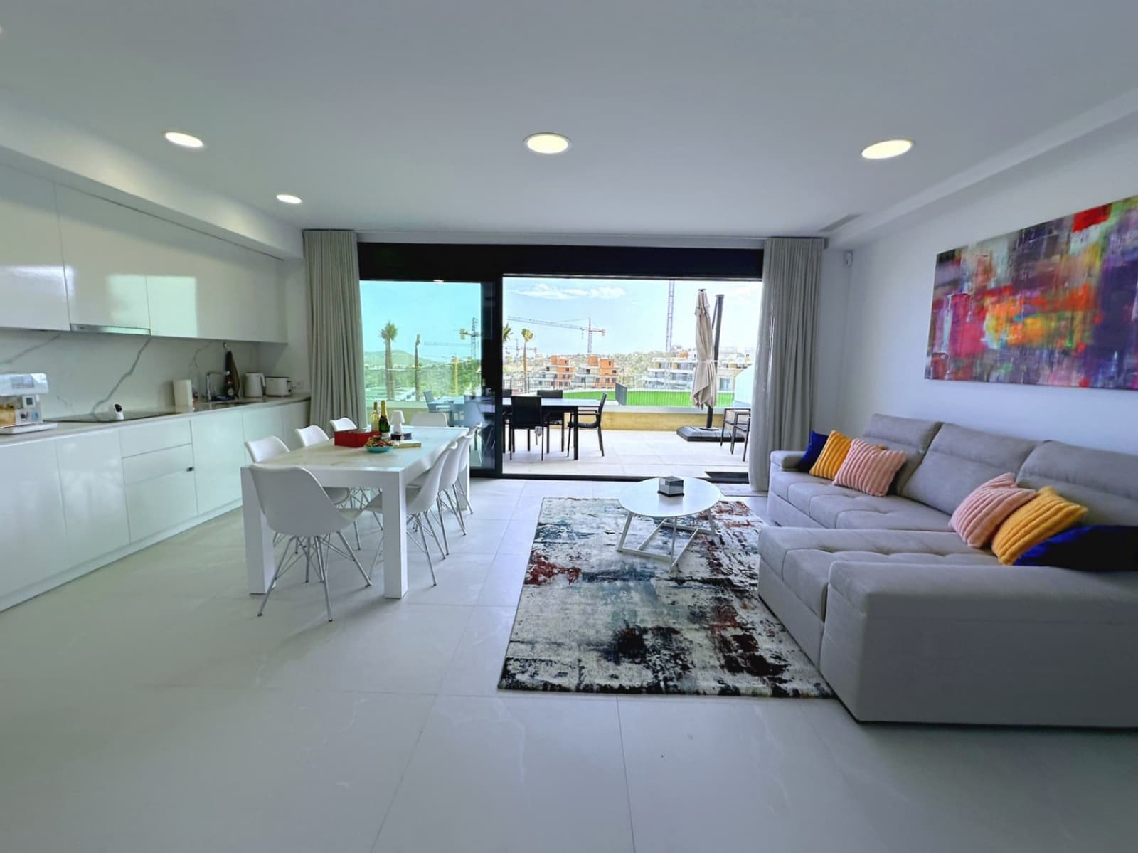 2 soverom Leilighet til leie i Finestrat med svømmebasseng garasje - € 1 850 (Ref: 9059846)