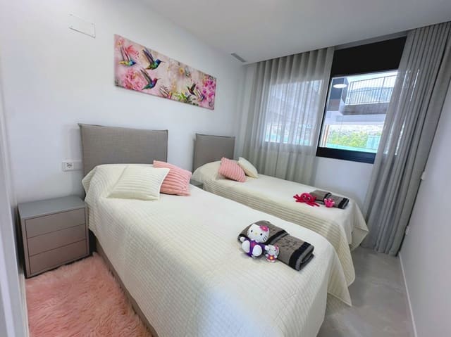 2 soverom Leilighet til leie i Finestrat med svømmebasseng garasje - € 1 850 (Ref: 9059846)