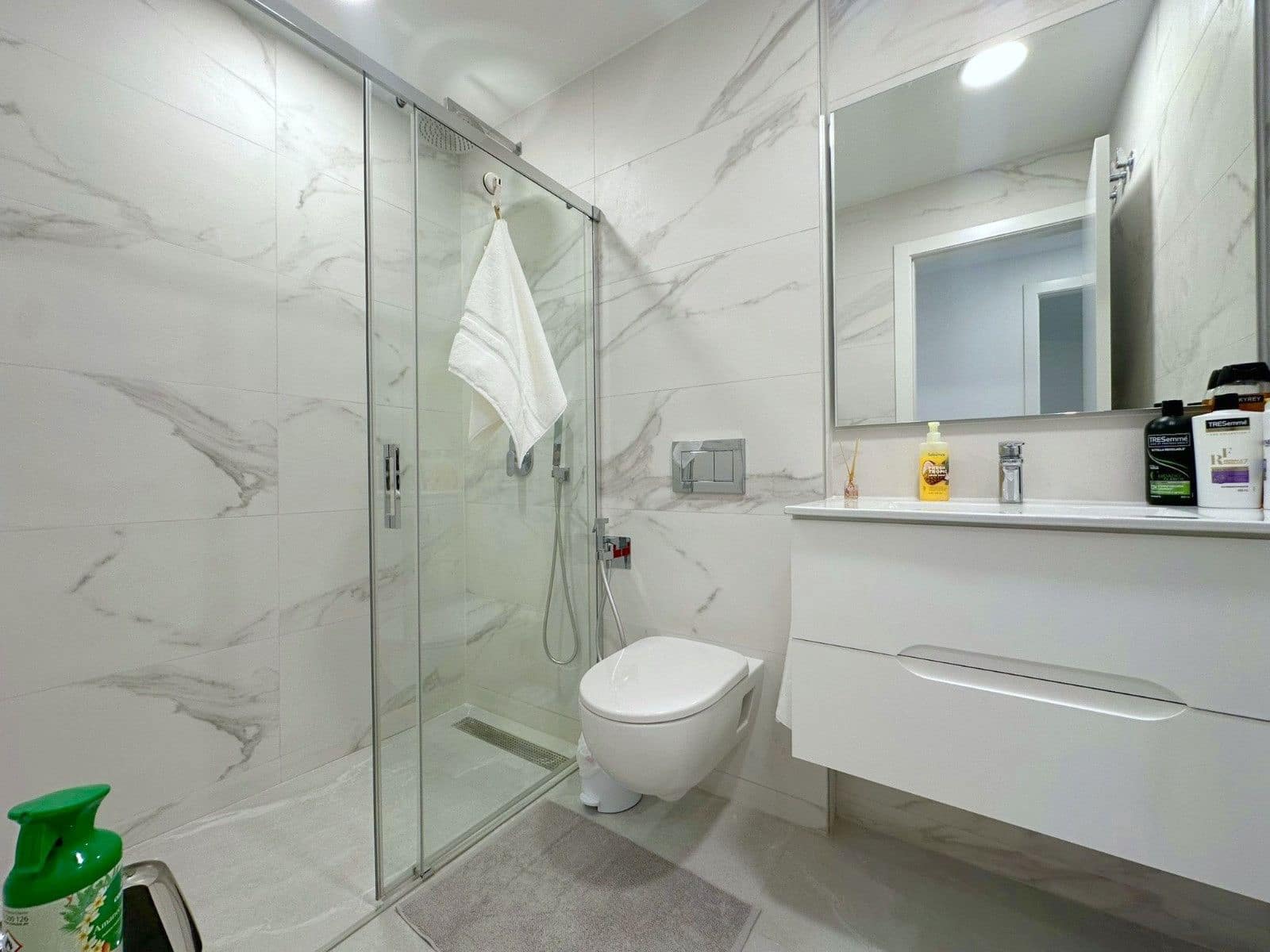 2 soveværelse Lejlighed til leje i Finestrat med swimmingpool garage - € 1.750 (Ref: 9061077)